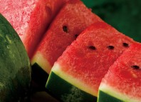 여름을 책임지는 의리 과일, 수박